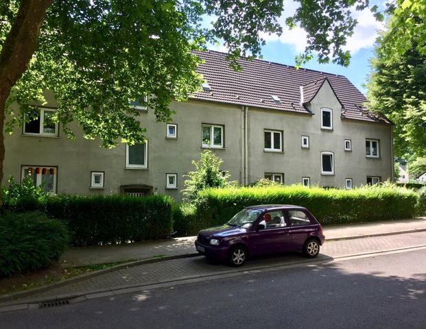 Günstige 2,5 Zimmer Wohnung sucht Mieter! - Photo 1