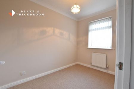 2 bedroom end of terrace house to rent - Photo 3