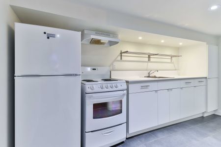 For Lease - 281 Symington Avenue, Toronto, Ontario - Photo 3