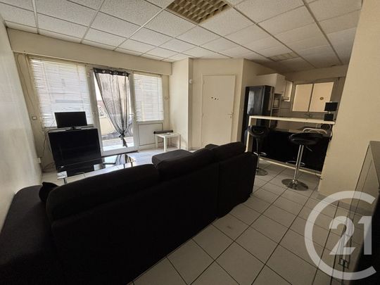 Location Appartement 2 pièces 39m² ORTHEZ 64300 - Photo 1
