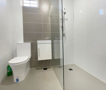 BILLS INCLUDED !! Newly Renovated 3 Bedroom House in Belmore for Rent - Photo 5