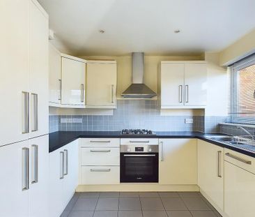 3 bedroom terraced house to rent - Photo 6