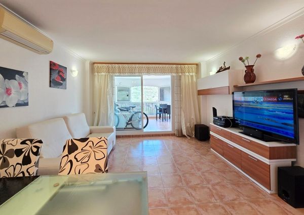 Apartment with 2 bedrooms with swimming pool LONG TERM