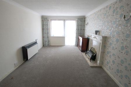 1 bed retirement property to rent in Elstree Road, Bushey Heath, WD23 - Photo 4