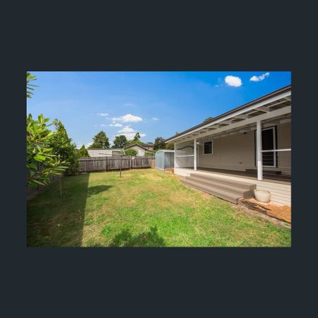 Spacious Family Home - Photo 4