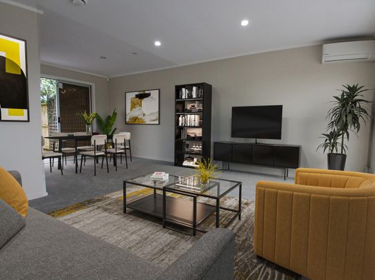 Recently renovated three bedroom home! - Photo 1