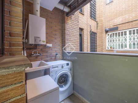 Luxury penthouse for rent in Valencia - Photo 4