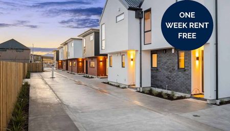 New build two bedroom town house Redwood - Photo 4