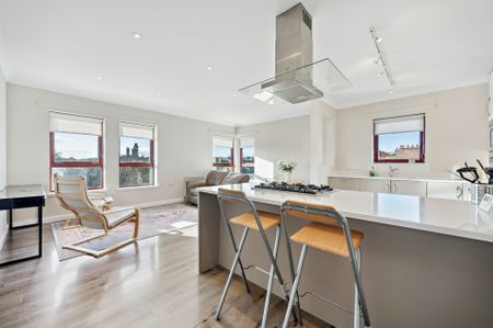 Great Western Road Flat 5/6 - Photo 3