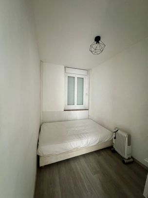 Location Appartement 1 pièce 32m² MARSEILLE 5ème - Photo 1