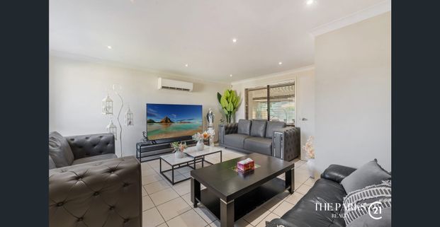 Three bedroom family brick home with spacious yard!! - Photo 1