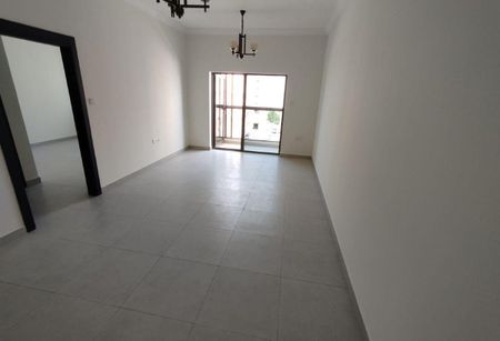 One bedroom and living room for annual rent in Al- - Photo 5