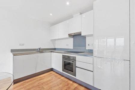 2 bedroom penthouse to rent - Photo 5