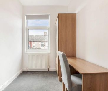 3 bedroom terraced house to rent - Photo 4