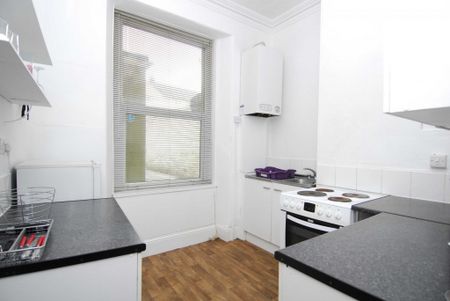 36 Houndiscombe Road, Flat 1 - Photo 4