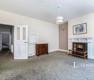 4 bedroom apartment to rent Queens Road, Bournemouth, Dorset, BH2 - Photo 2