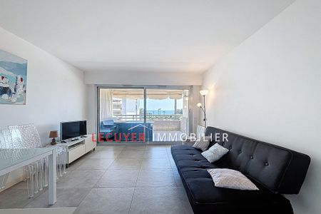Location Appartement 3 pièces 55m² JUAN LES PINS 06160 - Photo 2