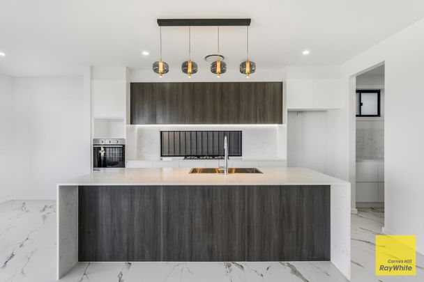 Stunning Brand New Family Home - Photo 1