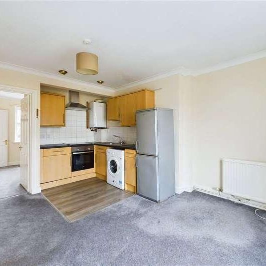 Worting Road, Basingstoke, Hampshire, RG22 - Photo 1