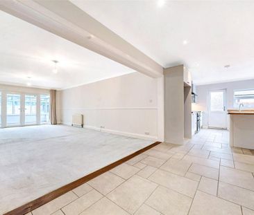 4 bedroom detached house to rent - Photo 6