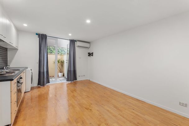 3/280-284 Cardigan Street, Carlton. - Photo 1