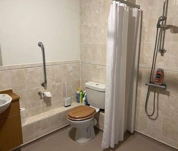 Roswell Court, Exmouth, EX8 - Photo 5