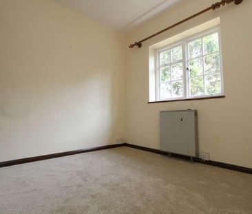 Nursery Cottages, Chithurst Lane, Trotton, Petersfield, GU31 - Photo 3