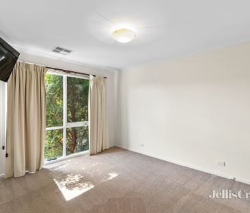 10 Nevern Court, Diamond Creek - Photo 3