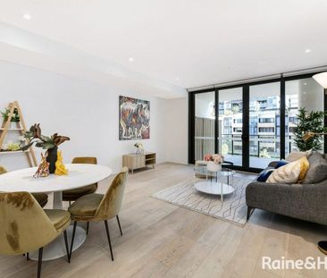 Stunning Timber Floored 3 Bedroom Apartment with Smart DoorLock Hig... - Photo 1