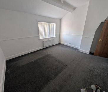 3 bedroom terraced house to rent - Photo 6