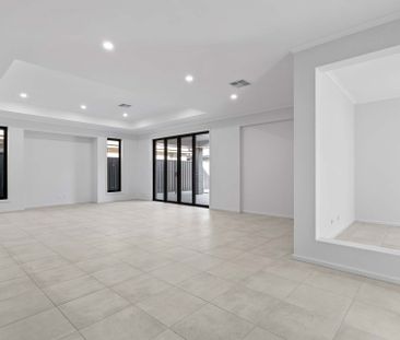 Brand New Home in Evergrowing Suburb Riverlea Park - Photo 1