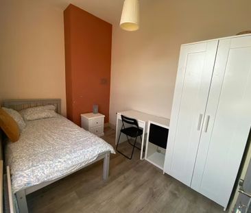 Royal Canal Terrace, Dublin - Photo 3