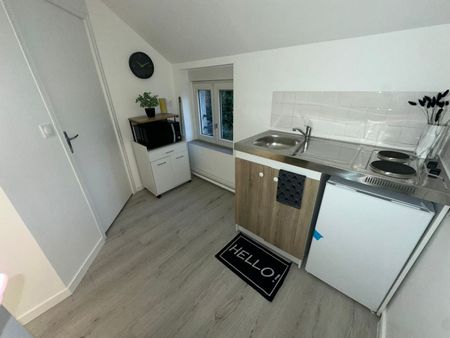 Location Appartement 1 pièce 22m² MAUBEUGE 59600 - Photo 5