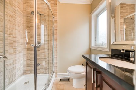 For Lease - 3 Edenbrook Crescent, Richmond Hill, Ontario - Photo 4