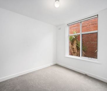 Minutes from the heart of Richmond - Photo 5