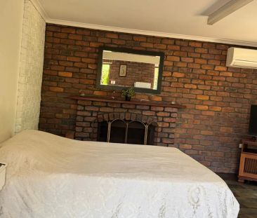 Welcome to 28 Knight Street, Rochedale South – One-Bedroom Studio L... - Photo 5