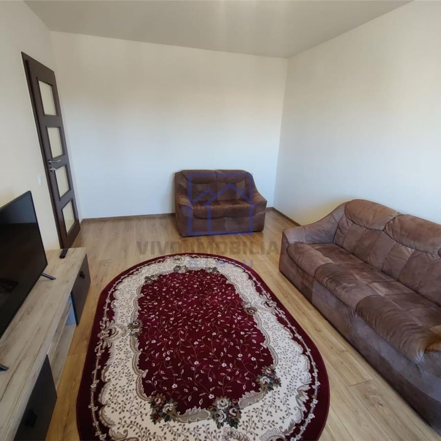 Apartament de inchiriat in Sibiu - 3 camere, decomandat, renovat, zona Calea Dumbravii de inchiriat - Photo 1