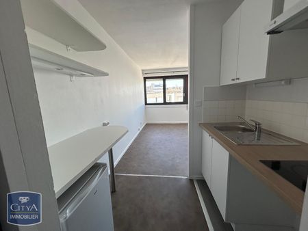 Location Appartement 1 pièce 27m² BORDEAUX 33000 - Photo 4