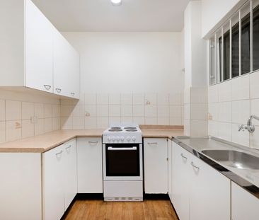 2/8-12 Sheehy Street, Glebe NSW 2037 - Studio For Rent | Domain - Photo 4