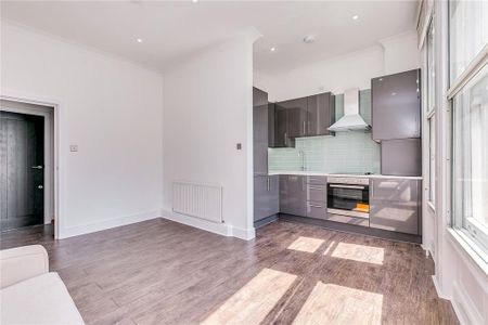 1 bedroom flat to rent - Photo 2