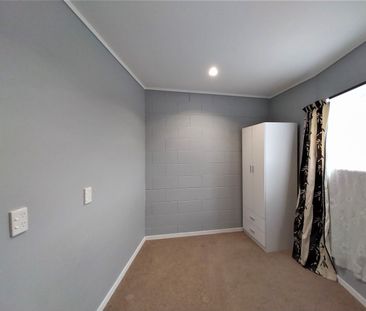 Sunny and Quiet 3x bed Unit - Photo 5