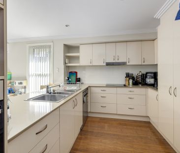2 Power Street, Port Macquarie NSW 2444 - House For Rent | Domain - Photo 5