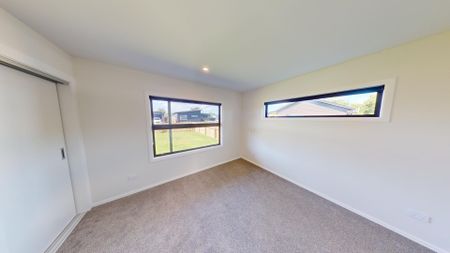 Foxton - 2 Bedrooms - Photo 3