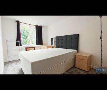 2 bedroom flat to rent - Photo 6