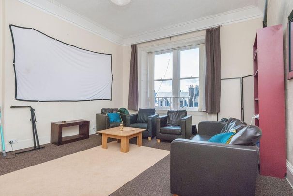 6 bedroom flat to rent - Photo 1