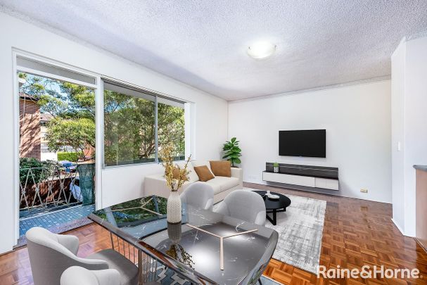 Two bedroom apartment in lifestyle location - Photo 1