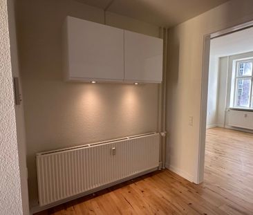 1 værelses – Klaregade 38, 2. sal. lejl. 48 – Odense C - Photo 1