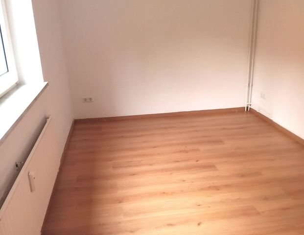 Sehr schöne 3 Zimmer Wohnung mit Balkon in Gelsenkirchen zu vermieten - Photo 1