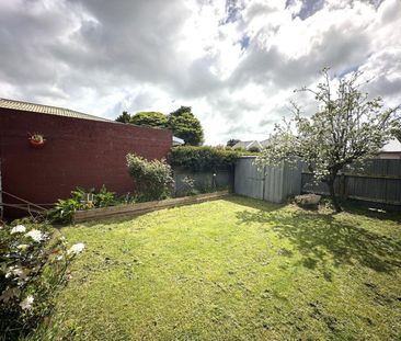 Private retreat on Phillip Street - Photo 3