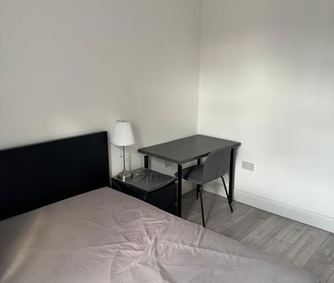 Room in a Shared House, Northbrook Road, IG1 - Photo 6
